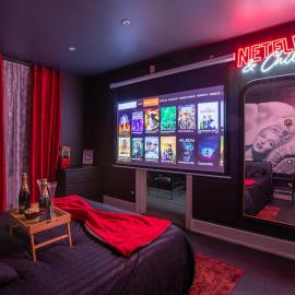 Hollywood Night-Jacuzzi & Private Movie Theater, hotel di Mulhouse