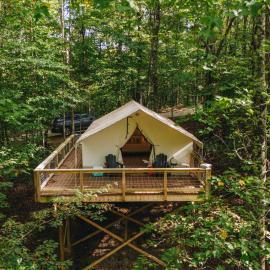 Tent #1 - The Whippoorwill's Nest, hotel in Rogers