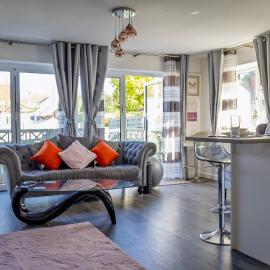 Modern Medway Bungalow - 3BR Garden & Free Parking, Kent, hotel in Rainham
