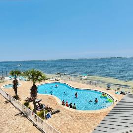 Ocean Serenity - Ocean View, hotel in Pensacola