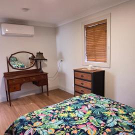 One Life Live It Farm stay, khách sạn ở Dareton