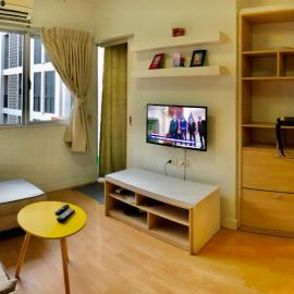 1BR Condo 5 Min to BTS 1000Mbps Fiber Wi-Fi great location, hotel in Bangkok