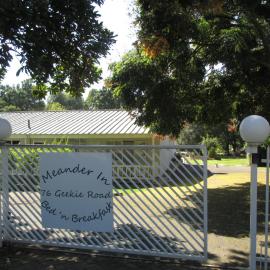 Meander In
