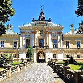 Zámek Světlá nad Sázavou, hotel a Světlá nad Sázavou