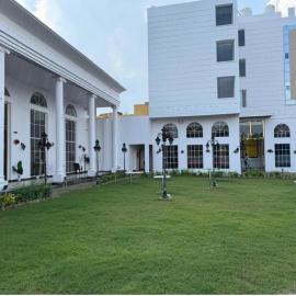 The Golden leaf hotel, hotel i Gaya