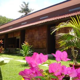 Relaxing Homestay & Hostel, hotel in Kuta Lombok