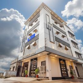 FabHotel Maa Gayatri Sadan - Nr Pram Mandir Shree Banke Bihari Temple