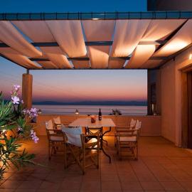 Mani Tower Villa, hotel a Akrogiali