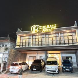 The Bali Hotel, מלון בSumedang Utara