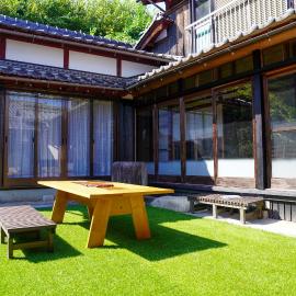 和風グランピング LYS AIBA House 一 わんちゃんと泊まれる一棟貸古民家一Japanese Style Glamping Dog Friendly Private Villa, отель в городе Takashima