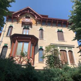 le relai des favorites, Hotel in Thizy-les-Bourgs