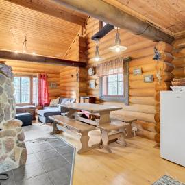 Laavu 13 Original Log Cabin with Sauna - Valkea Homes, hotel v destinaci Pyhätunturi