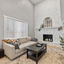 Hoosier HQ Sleek 3-Bed Near IU