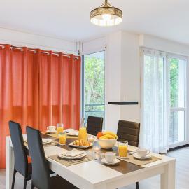 T2 paisible avec balcon verdoyant