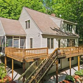 Lake Kanasatka private beach access Your perfect vacation starts right here!