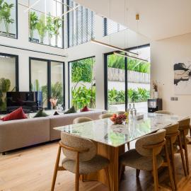 Villa Patagonia - Luxury 4BR - 2 Min to Beach