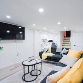 Bright & Cozy Home in the GTA (Basement Apartment)