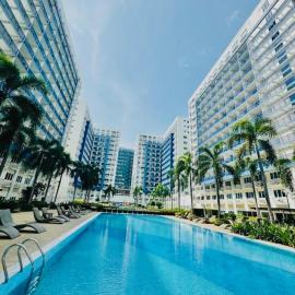 Sea Residences MOA Pasay City - Ruffa's Condotel, готель у Манілі