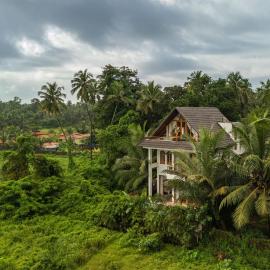 EKOSTAY - Peach Grove Villa - 3kms away from Calangute and Baga Beach, hotel u gradu Arpora