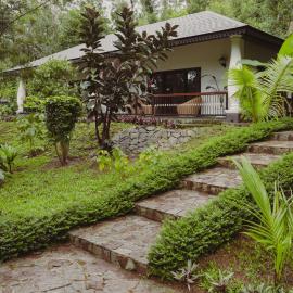 The Wild Rest Nature Resort, hotel a Avathi