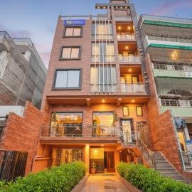 FabHotel Raghav Raj Inn - Nr Bharat Kala Bhavan
