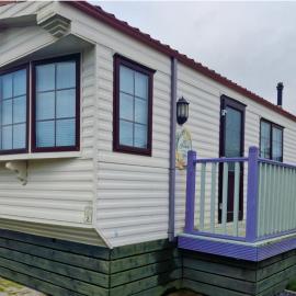 Caravan - Sleeps 4 - Pet friendly - Parking