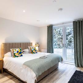 Rock Mill Studio Apartment 7, hotel in Stoney Middleton