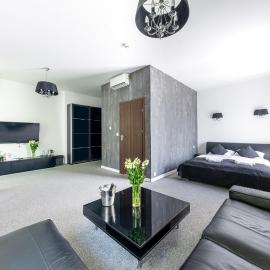 Stara Stołówka, hotel Brzeg Dolnyban
