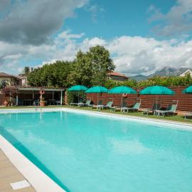 Hotel Ristorante La Lanterna, hotel u gradu 'Castelnuovo di Garfagnana'