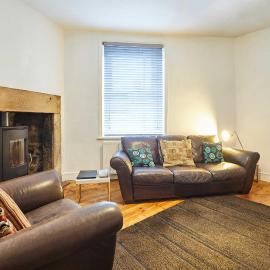 Host & Stay - The Reading Room