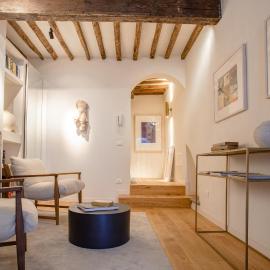Casa Allegra - luxury apartment in the centre of Pietrasanta, hotel in Pietrasanta