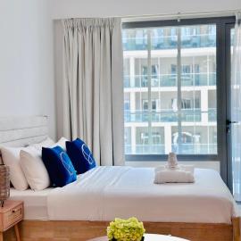 Smart City Escape Modern Studio in Oasis Tower 1