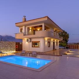 SandShine Luxury Villa, khách sạn ở Kalamaki