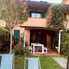 Aquahouse - Villa, romantica mansarda e acquari