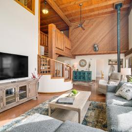 Mtn & Golf Course View: Oregon Outback Getaway!, hotel em Lakeview