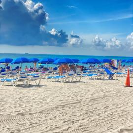 Miami Beach Resort Paradise-Ocean View Apartments, hotel in Sunny Isles Beach