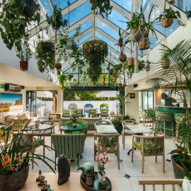 Le Petit Manoir Boutique Hotel