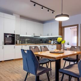 Ada Lake & Family Suite، فندق في سوافا