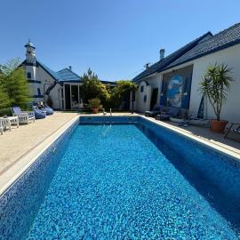 Vila Santorini-Novi Sad, Hotel in Rakovac