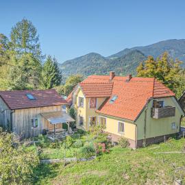 Farmhouse Blackberry Pool & Wellness- Happy Rentals, hotel sa Vransko