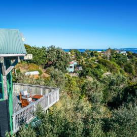 Spinnaker Watch - Ocean Views on Waiheke Island