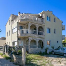Apartments with parking space Kastel Stafilic, Kastela - 24155, Hotel in Kaštela