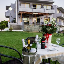 Nereides Hotel, hotell i Kolimvarion