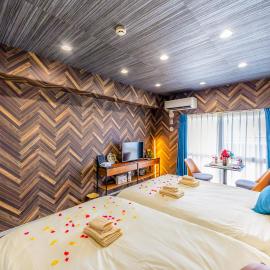 オーシャンビュー窓から見える景色を思い出に The琉球タワー 10D, hotel in Yonabaru