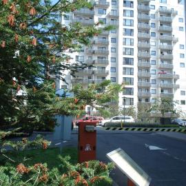 Riga Apartment Brivibas with Private Parking، فندق في ريغا