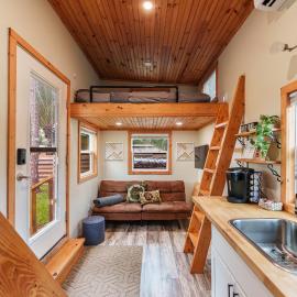Summer Tiny House، فندق في ويست بالم بيتش