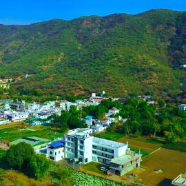 HOTEL TRIPLE SEVEN , Pushkar - A Beautiful Resort Nested in Nature's Lap, hotel in Pushkar