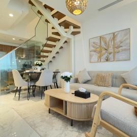 Elegant 2BR - Rooftop Luxe Skyline Escape