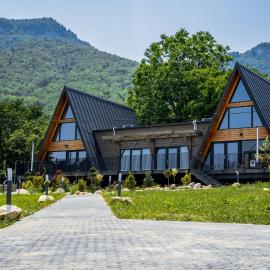 Aza Chalet, hotel Kispredeálon