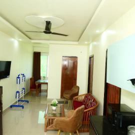 OZY Homestay, Hotel in Rāiwāla